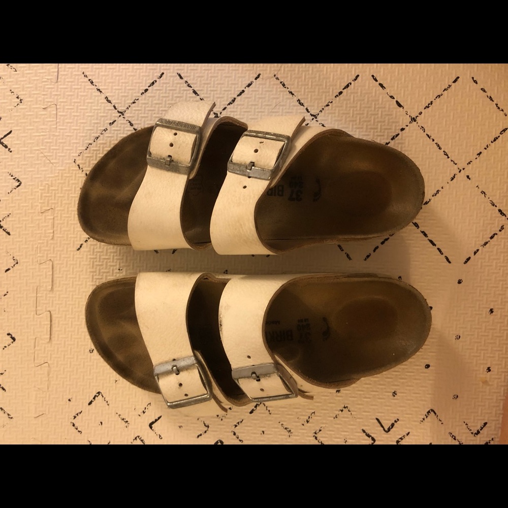 Birkenstock’s white leather slides
